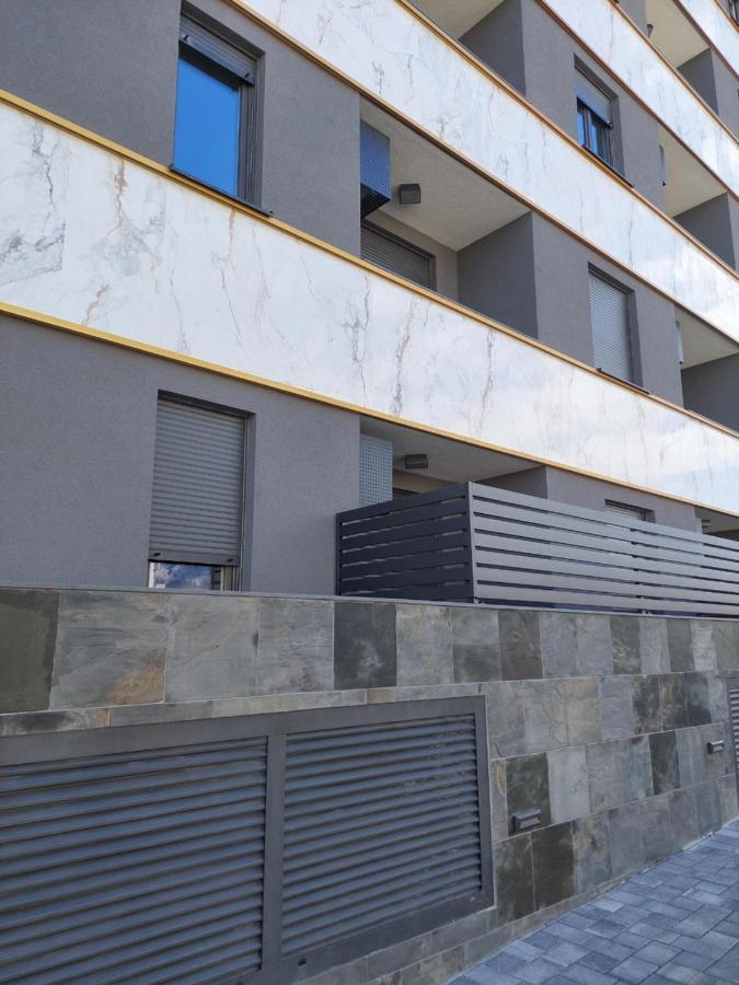 Apartment Paola With Free Private Parking Place Split Exterior foto
