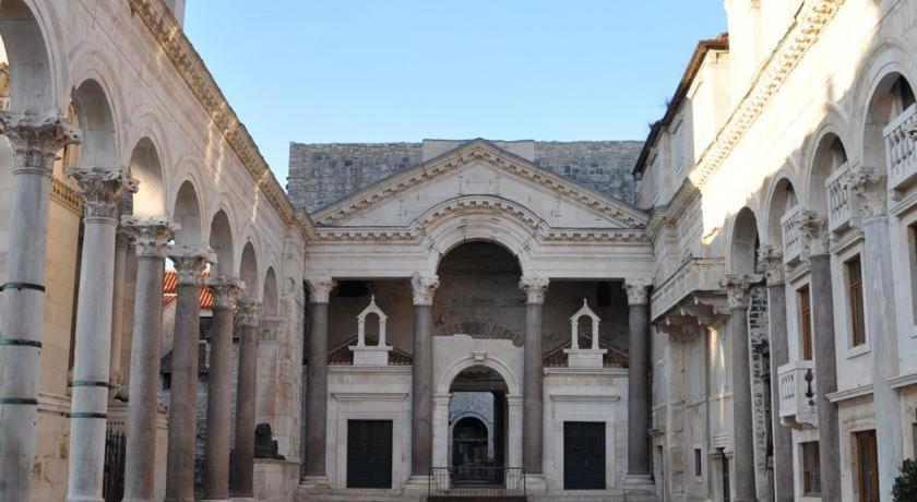Apartment Paola With Free Private Parking Place Split Exterior foto